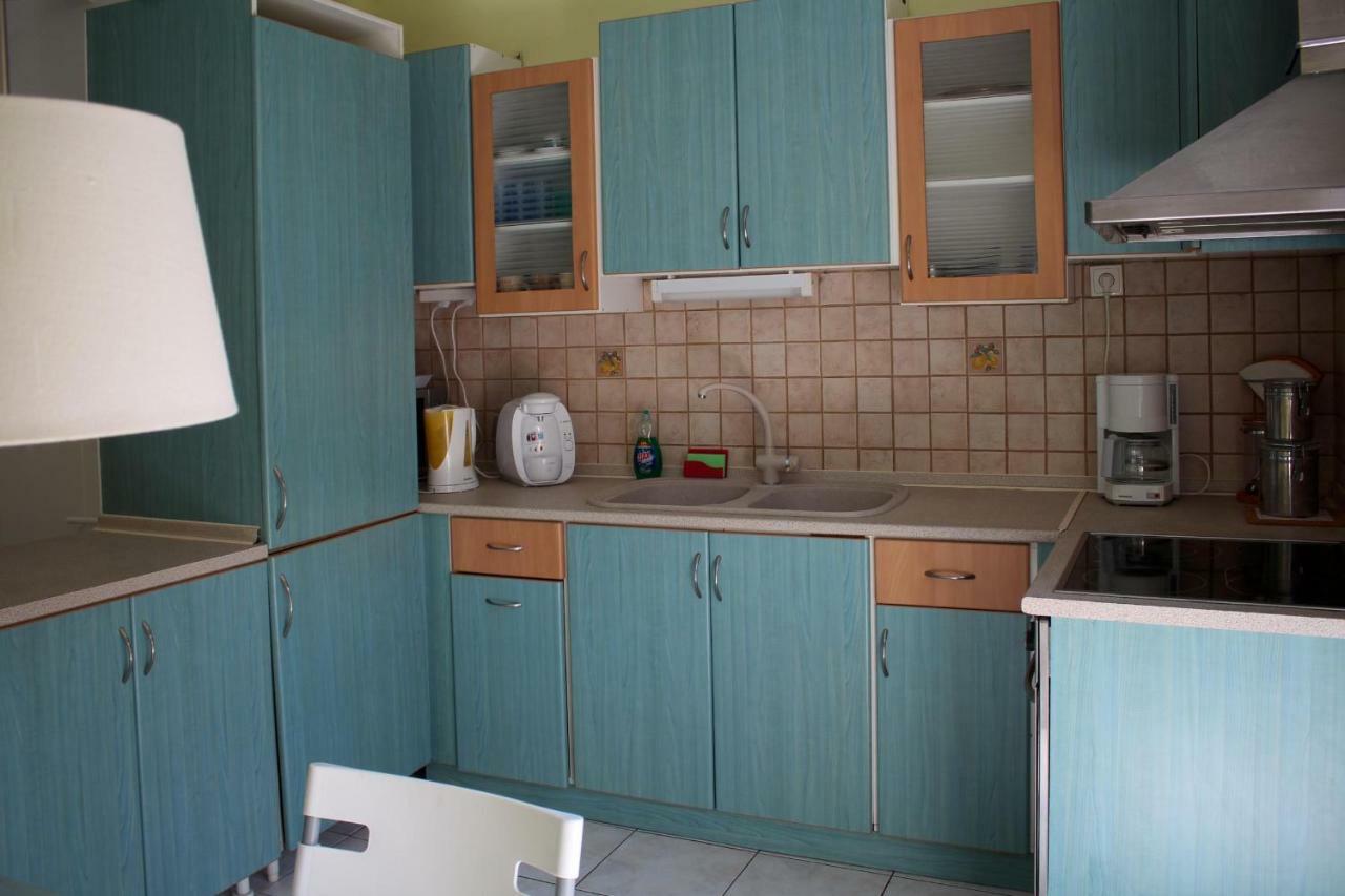 Litsa Villa Nea Iraklitsa Bagian luar foto