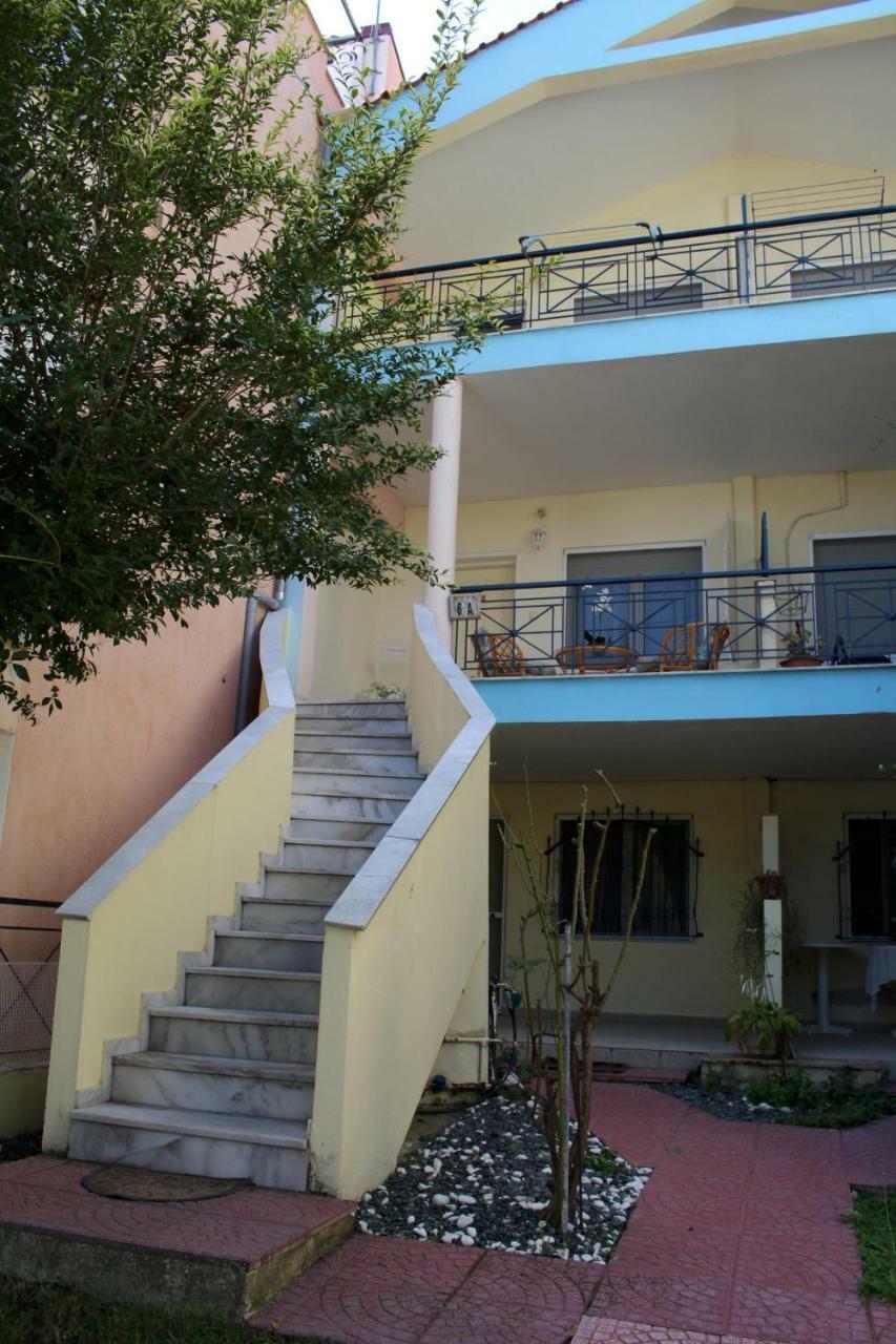 Litsa Villa Nea Iraklitsa Bagian luar foto